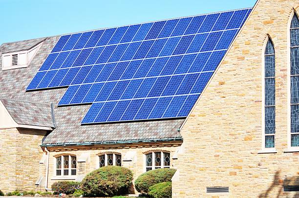 Ar bažnyčioms vertėtų įsirengti saulės elektrines?